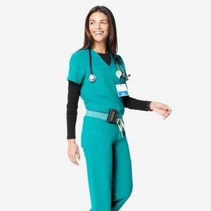 Figs Teal Catarina Scrub Top and Livingston Scrub Bottoms
